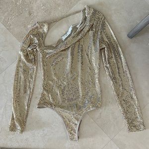 ASTR Della gold sequin glitter asymmetrical bodysuit